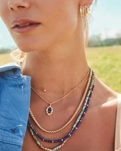 Kendra Scott Ace Chain Necklace In Gold -Demi-Fine Jewelry Shop Kendra Scott Ace Chain Necklace Gold 01