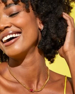 Kendra Scott Davie 18k Gold Vermeil Huggie Earrings In White Topaz 9 Kendra Scott Davie 18k Gold Vermeil Huggie Earrings In White Topaz -Demi-Fine Jewelry Shop Kendra Scott Davie Huggie Earring Pave Gold Vermeil 00