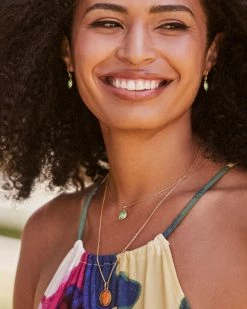 Kendra Scott Sage 18k Gold Vermeil Pendant Necklace In Chrysoprase -Demi-Fine Jewelry Shop Kendra Scott Sage Pendant Necklace Chrysoprase Gold Vermeil 00 1